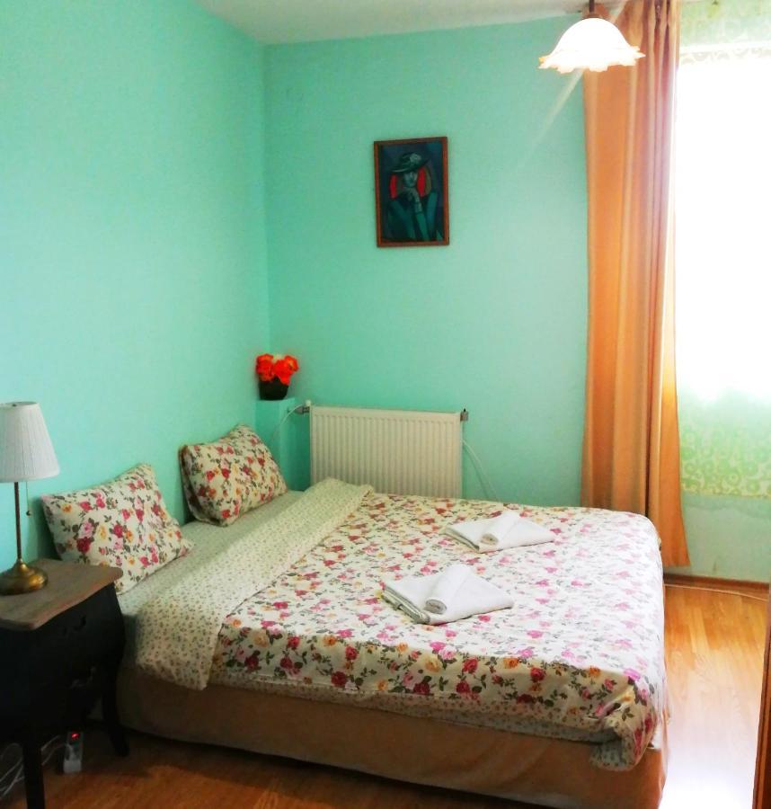 Guest House Misha Petrevene Exterior foto