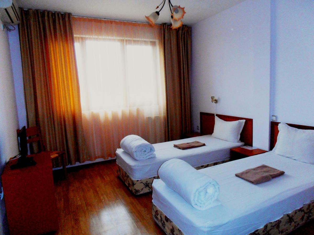 Guest House Misha Petrevene Exterior foto
